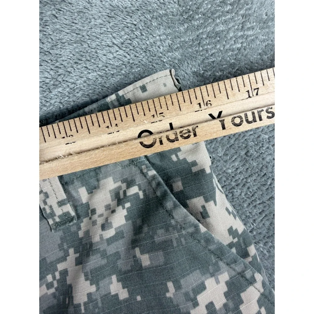 US Army ACU UCP Digital Camo Combat Cargo Pants Large Regular Military Issue